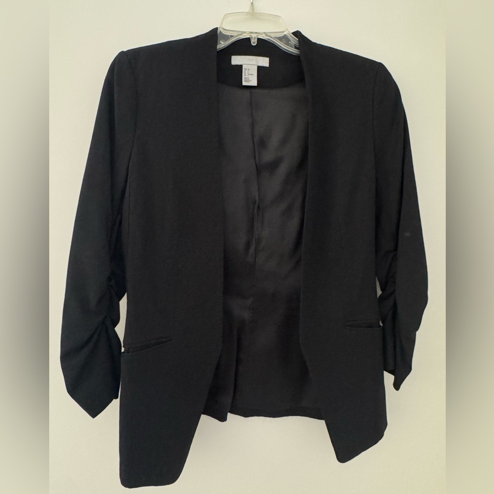 H&M Black Open Front Blazer